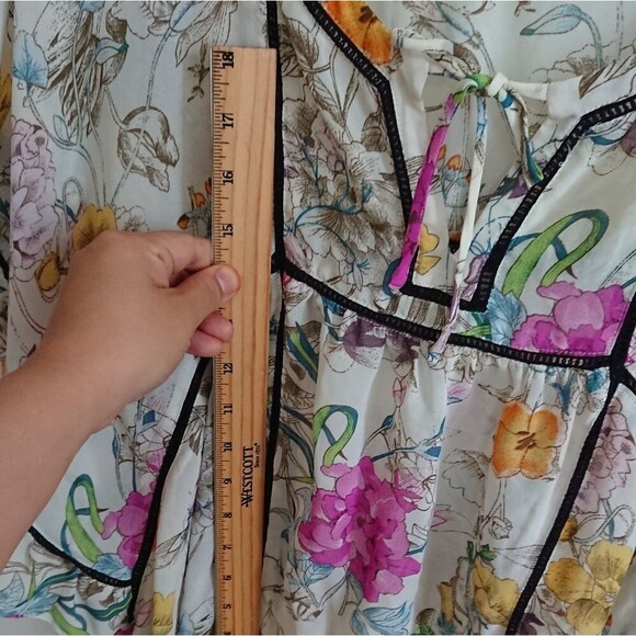 H&M MULTI FLORAL PONCHO RUFFLED TOP - Picture 3 of 8